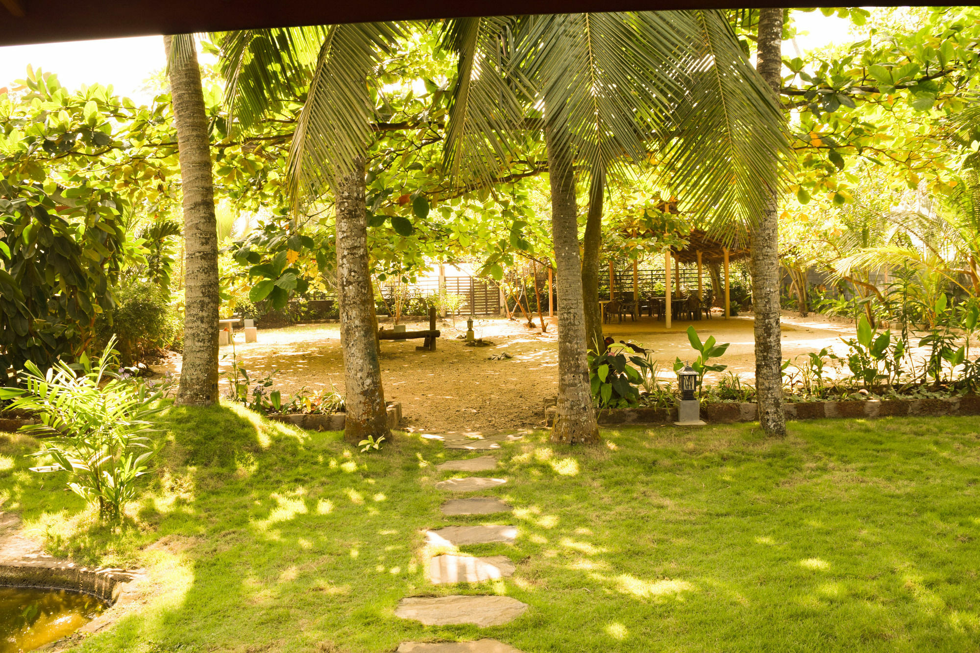 קלוטארה Lohas Beach Resort Villa מראה חיצוני תמונה